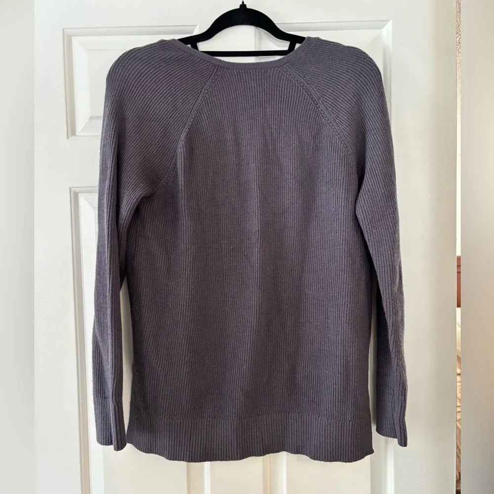 Athleta Ribbed V-Neck Sweater - Size Small - NWOT